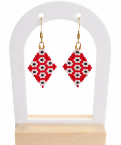 MISTINGUETTE : FLORALIE - fond rouge petite fleur noir et blanc